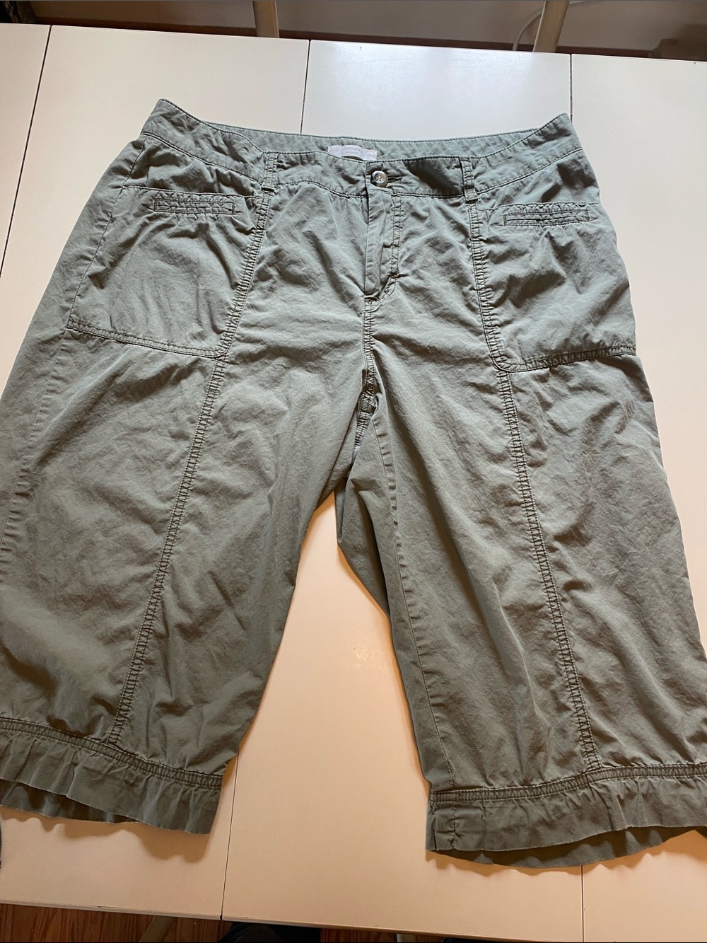 Women’s Dockers Olive Green Bermuda Shorts with Drawstring Hem-18W